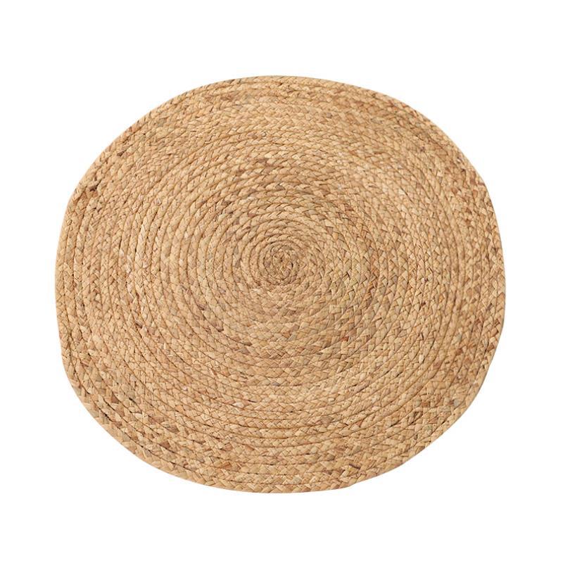 Round Rattan Carpet - HomeTidy UK